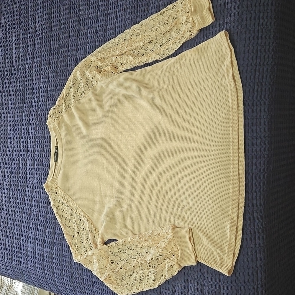 Suprelook 2xl Lace Sleeve Waffle knit top.